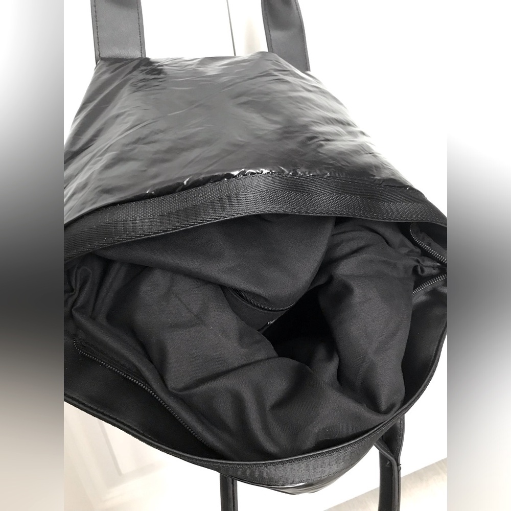 Convertible Glossy Puffer Tote Bag NWOT - Picture 9 of 9